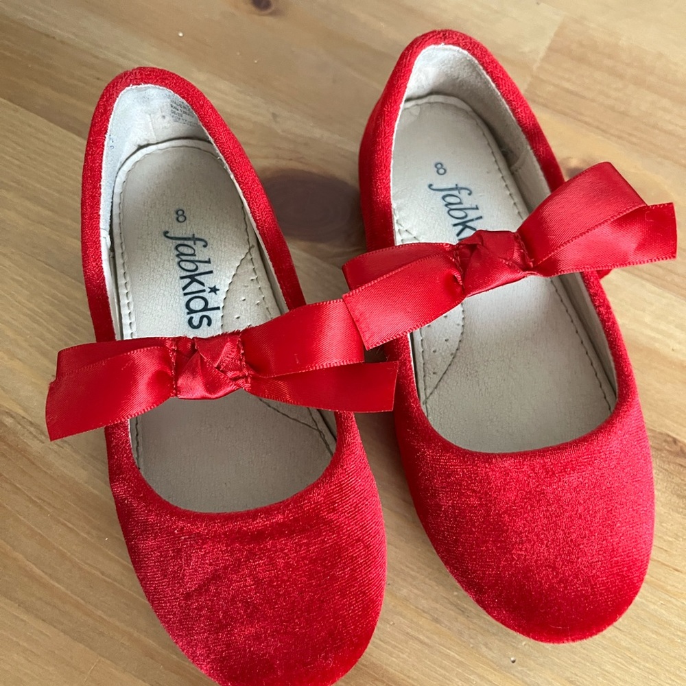 Toddler 8 red shoes
